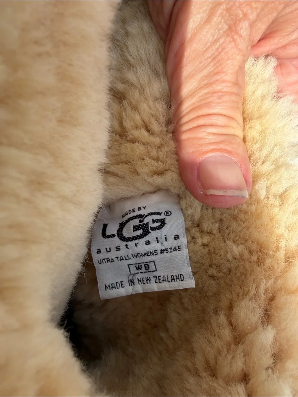 UGG style 5245 women’s boots -w8